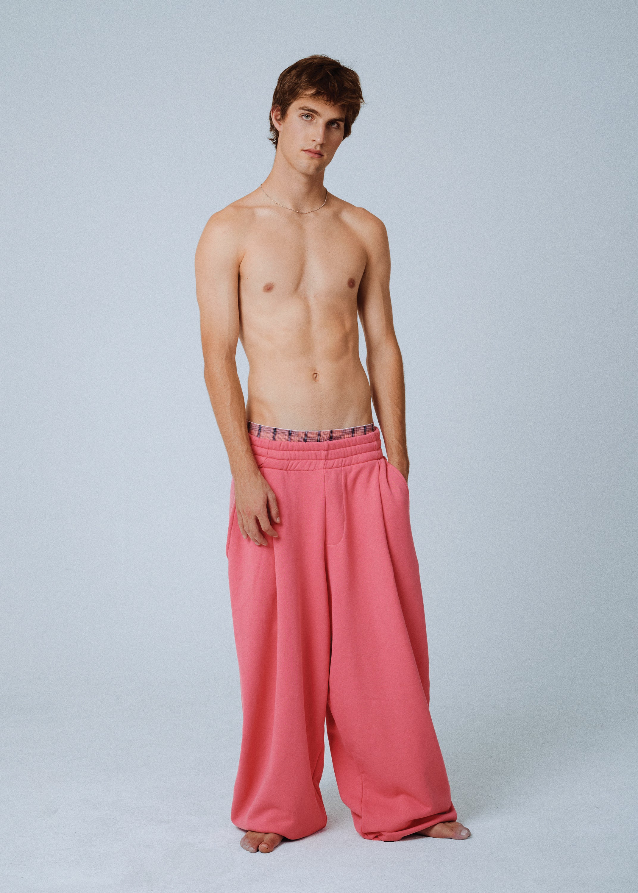 WIDE-LEG PINK TROUSERS